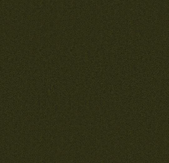 900218